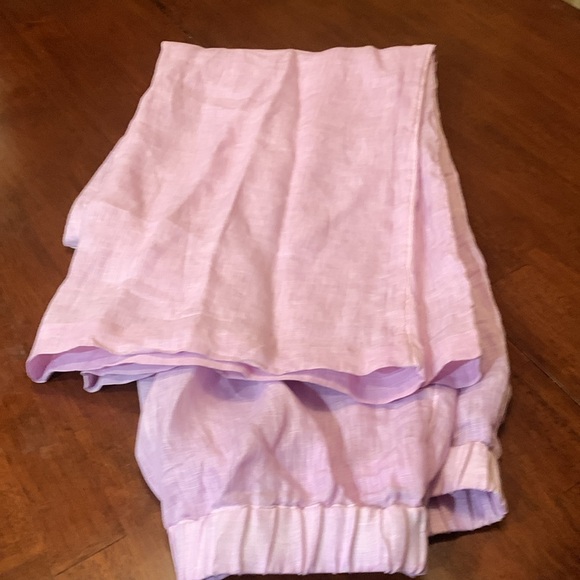 Absolutely stunning brand new linen authentic by  famous Italian designer. - Picture 15 of 16